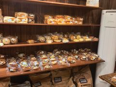 -雀食面包店(钟楼店)