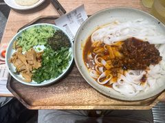 麻酱肉臊子手工拌粉-小满手工粉(北京来福士店)