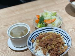 -红猪卤肉饭(大西洋美食城店)