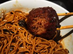 红烧狮子头-谷沙屋面铺