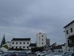 -新场古镇-停车场