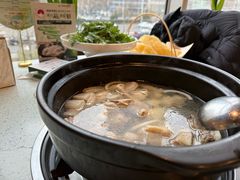 -烹然四季椰子鸡火锅(团结湖总店)