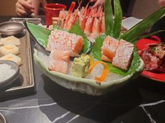 -山川小町·极番烧肉(新地假日广场店)