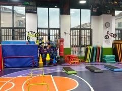 -趣动熊运动发展中心(乐坊校区)