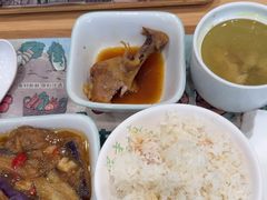 -老乡鸡(东方广场店)