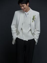 -至臻微拉婚纱摄影