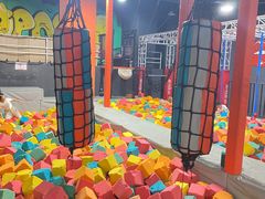 -嗨马乐动室内潮玩运动·团建·轰趴·桌游(南丰汇店)