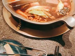 -湊湊火锅·茶憩(打浦桥日月光店)