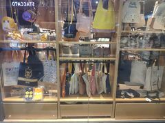 -九木杂物社(江宁金鹰广场店)