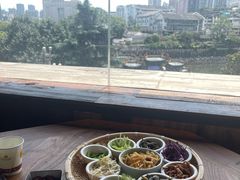 -包整·丝娃娃(一览甲秀楼风景店)