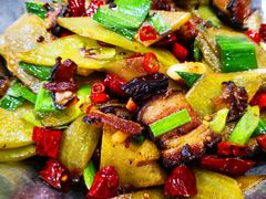 莴笋炒腊肉-小辣椒(华富店)