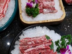 -韩烧牛中牛·甄选黑牛烤肉(黑金店)