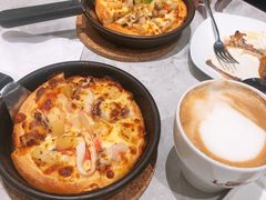 -必胜客(漕宝路店)