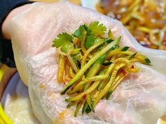 -关东小磨东北菜(上海长风大悦城店)
