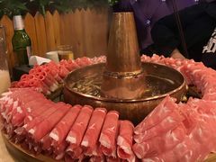 网红羊围脖-老阿妈蒙古村·蒙古包·草原文化·歌舞表演(老君堂店)