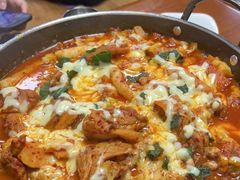 -亲昵春川鸡排(韩国美食街店)