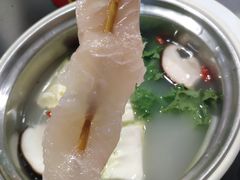 -百品聚旋转火锅(万德庄店)