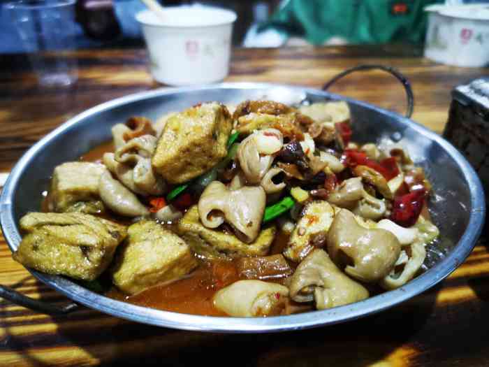 小桃园煨汤馆-"是同学带我去的一家隐藏在居民区里的小店,.