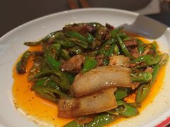 -万重锦·人文川菜馆(骡马市店)