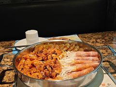 -黄记煌三汁焖锅(金凤万达广场店)