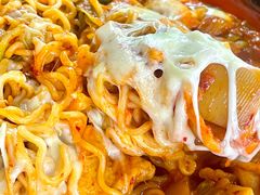 -亲昵春川鸡排(韩国美食街店)