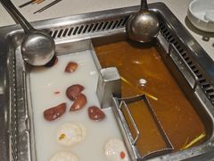 -海底捞火锅鲜切牛肉主题店(长寿路店)