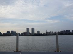 -丹东路渡口(轮渡站)