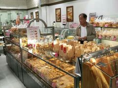 面包甜点陈列柜-味多美(上南路店)