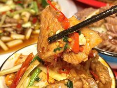 -洪霞餐馆·川菜·鲜货现炒(两江春城店)