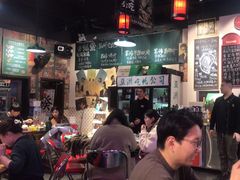 -蚝堡海鲜·威海菜·海肠捞饭·烧烤·亚洲吃蚝公司(幸福门店)