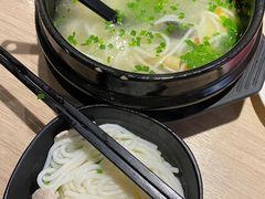 -苗乡米线(建军路店)