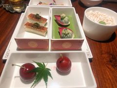 鱼子酱脆皮松板肉-解香楼(八盘岭路店)