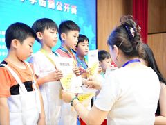 -北京众国际击剑俱乐部