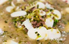 Snow Cabbage Beef Rice Cake