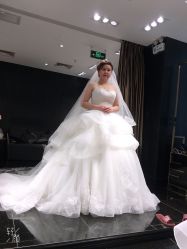 点击看大图 -GRACE KELLY婚纱与礼服(北京店)
