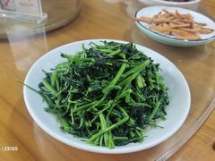 -芦茨金富饭庄·25年老字号·专做稻草鸡