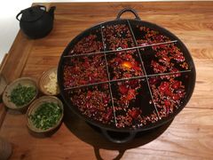 -白乐天毛肚火锅馆(解放碑店)