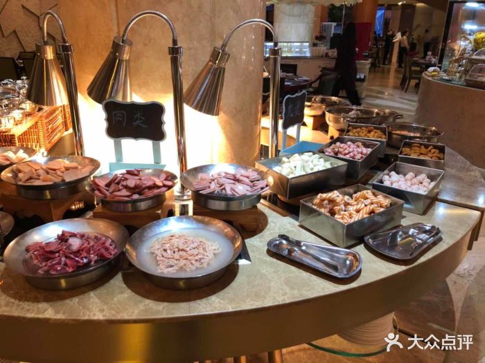 济南喜来登酒店盛宴自助西餐厅火锅图片