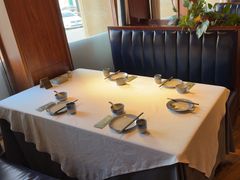 -八府香鸭·啫啫煲(华山路店)