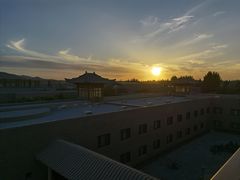 -敦煌山庄摘星阁