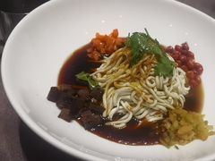 -香山湖家家宴(中山陵店)