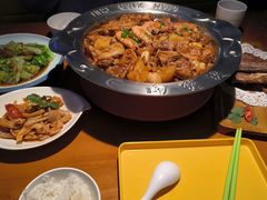 -钳小厨疯味1987肉蟹煲(美一城广场店)