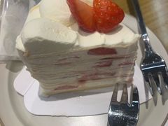 草莓千层-安上烘焙 ENCHANTE(世纪汇店)