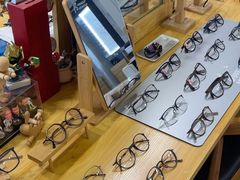 -肆兮眼镜·蔡司·徕卡战略合作店(大坪店)