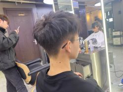 -藤野造型烫发染发