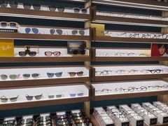 -LensCrafters亮视点(东方新天地店)