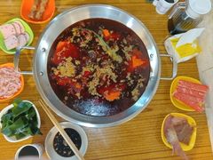 -毛毛老火锅(八年观音桥店)