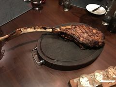 -恰餐厅及酒吧 CHAR Bar & Grill (北京丽都皇冠假日店)