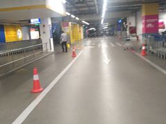 -宜家家居（上海徐汇商场店）-停车场