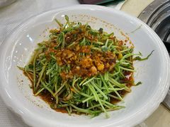 -渝君重庆火锅(嘉宾路店)